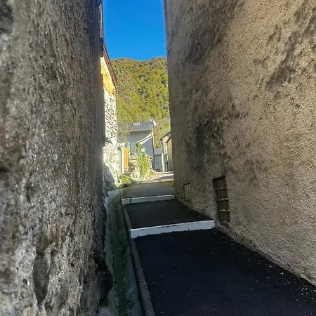 3 Aux Volets Bleus Lejlighed